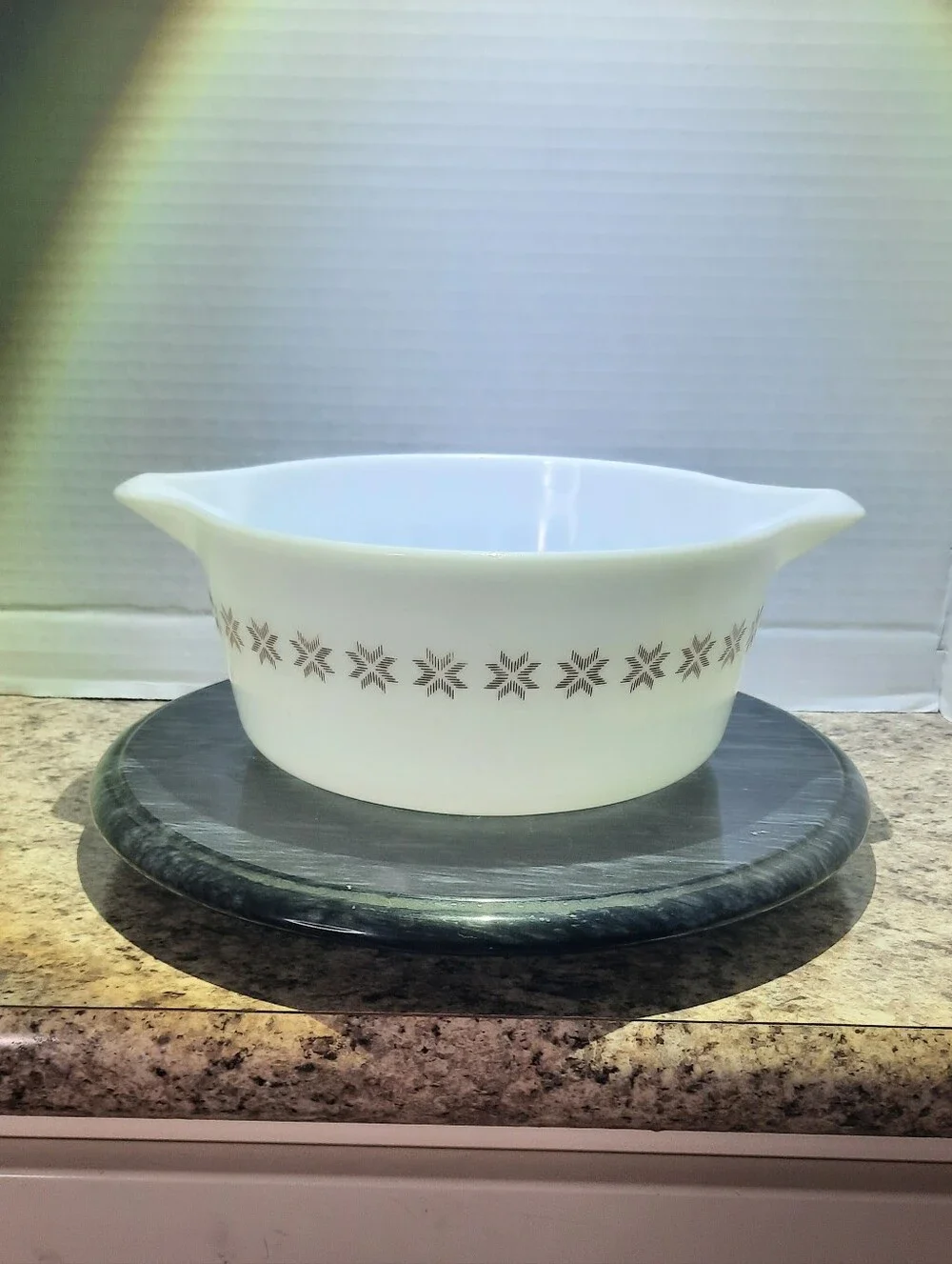 Pyrex Town & Country 475 Casserole Dish